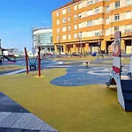 Completo apartamento en la playa