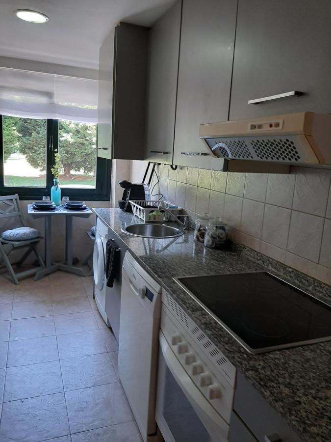 El Neru. En Zona Verde Y Junto Al Mar. Apartment Gijon