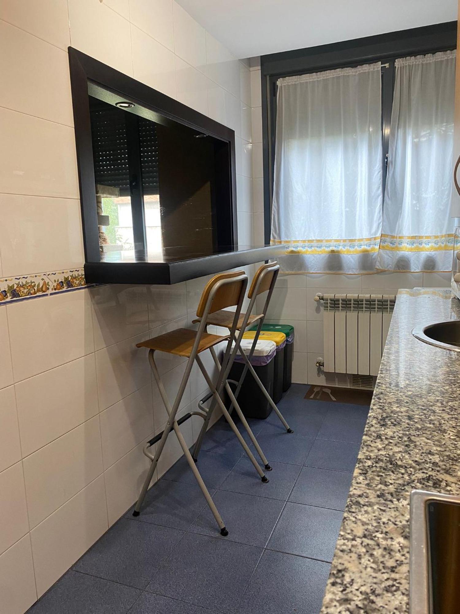 Amplio Apartamento Con Plaza De Parking. Apartment Gijon