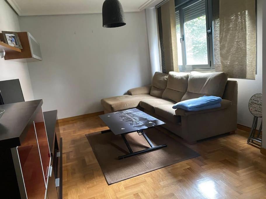 Amplio Apartamento Con Plaza De Parking. Apartment