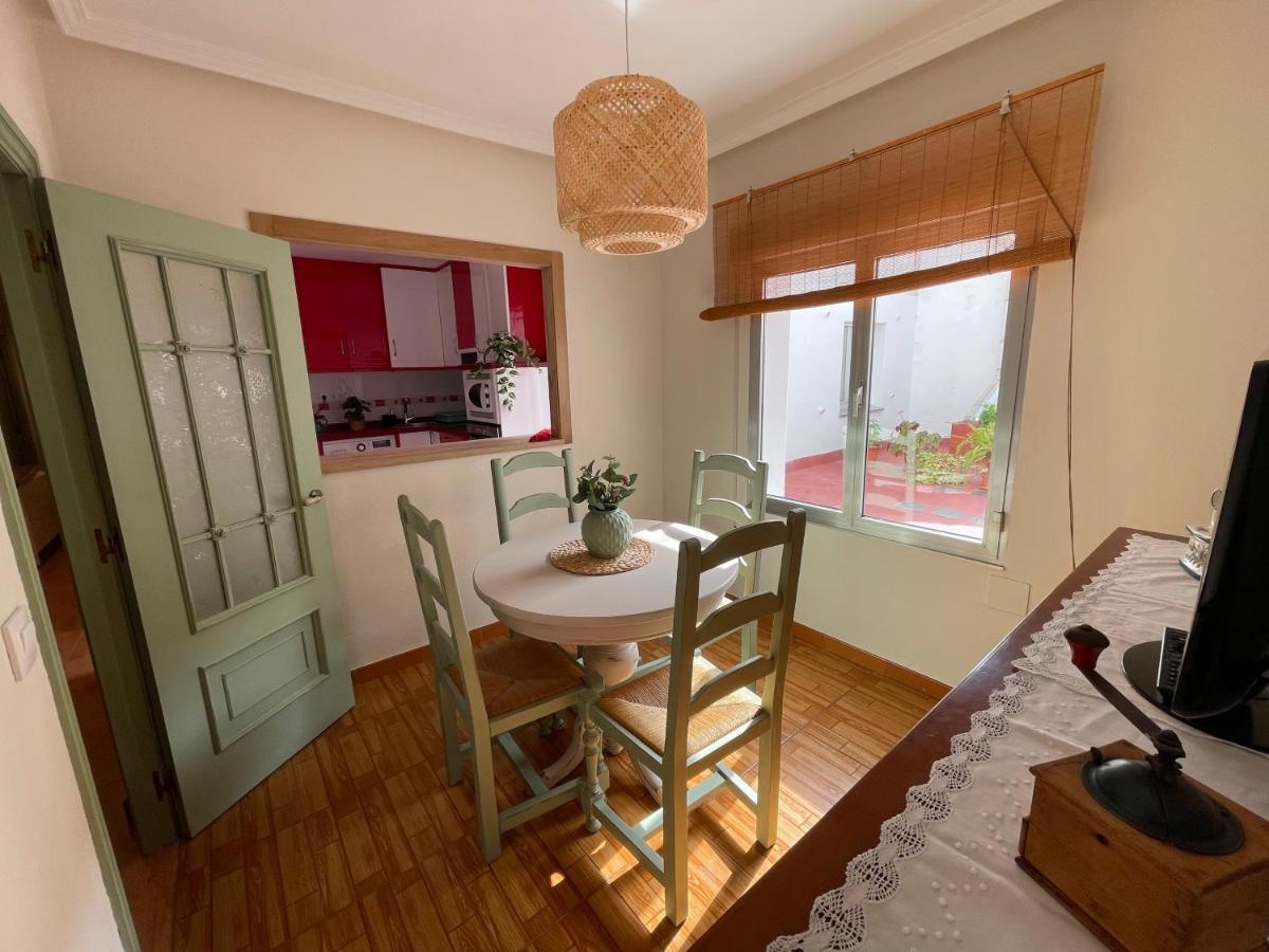 Apartment En La Ciudad, Con Patio -parking Gratis Gijon