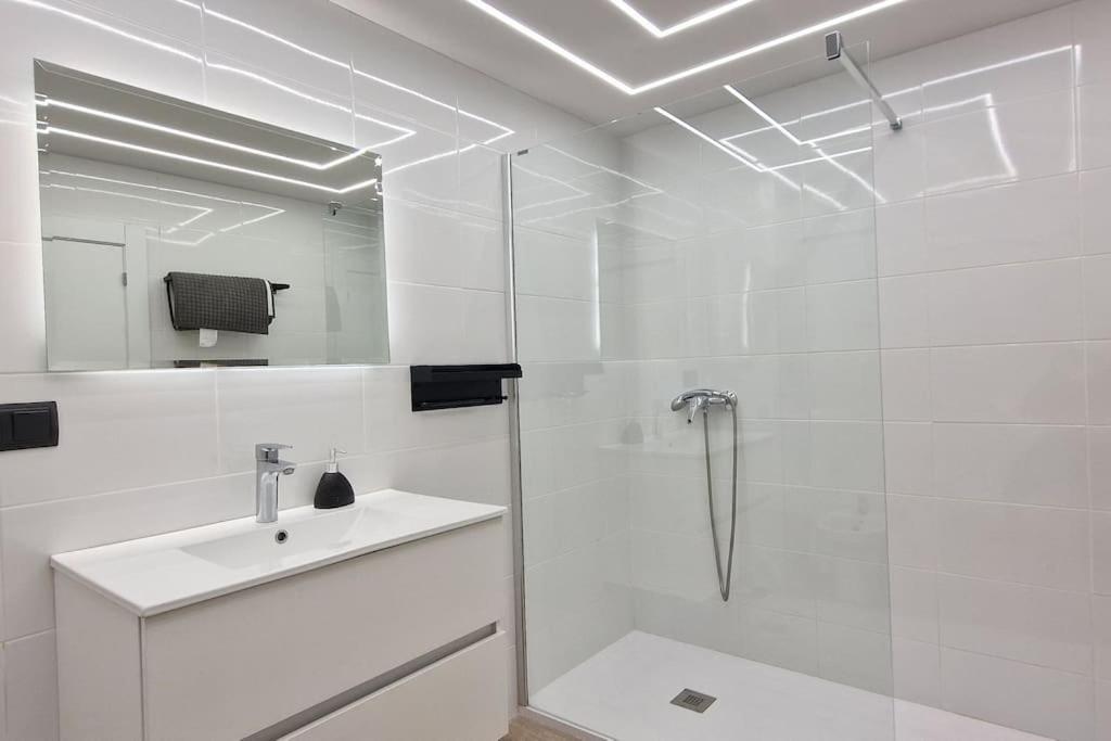 Rinconcito De Frey - Renovado En El Centro De - Vut-3162-as Apartamento Gijón