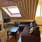 106A Ático con garaje y chimenea cerca de la playa