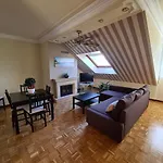 106A Ático con garaje y chimenea cerca de la playa