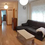 Apartamento De 2 Habitaciones A Un Paso De Begona
