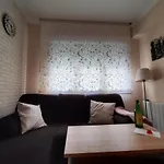 Apartamento De 2 Habitaciones A Un Paso De Begona