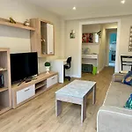 Apartamento Centrico Junto A La Playa De San Lorenzo