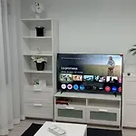 A 300 M De La Playa, Se Alquila Por Quincenas Vut4298As
