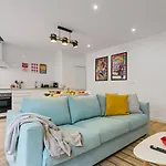 Andy Warhol Apartamento Con Terraza