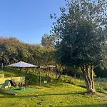 La Finca De Los Pisones