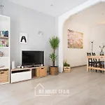 Myhousespain - Apartamento Renovado En Edificio Clasico