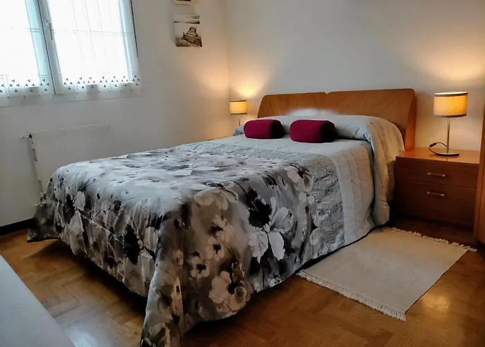 Apartamento de 2 hab. con todo lo necesario.