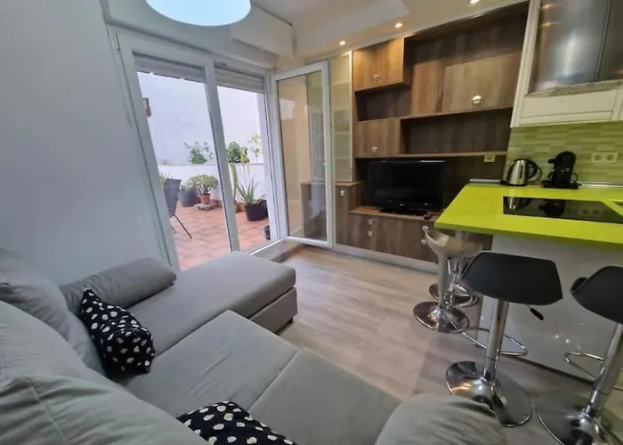 Apartamento Con Terraza Y Parking