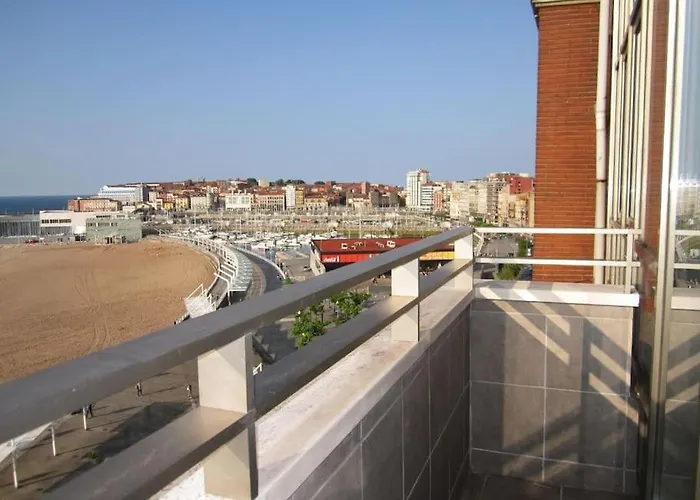 Sunshine Beach Gijon