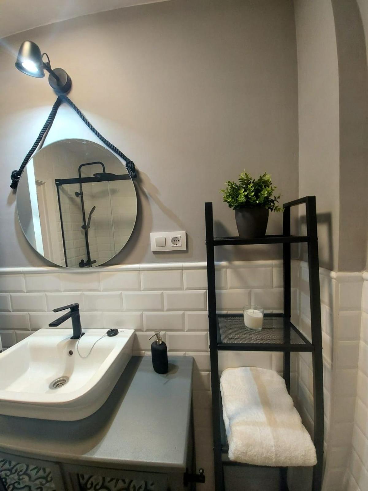 La Galeria De San Lorenzo Apartment *