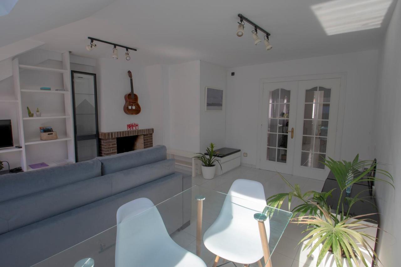 Apartamento Apartamento En Pleno Centro, Con Vistas Al Mar *