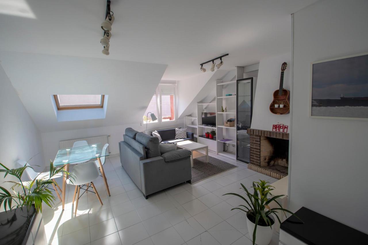 Apartamento En Pleno Centro, Con Vistas Al Mar Apartamento *