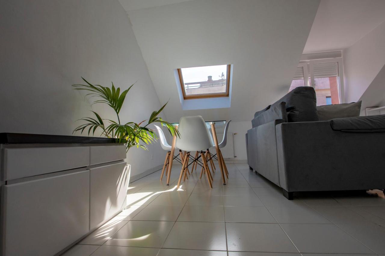 Apartamento En Pleno Centro, Con Vistas Al Mar * Gijón