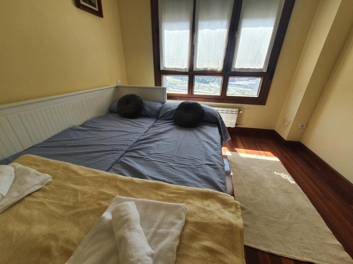 Acacias - Piso Amplio En Playa De Poniente 6personas Con Garaje Apartamento *