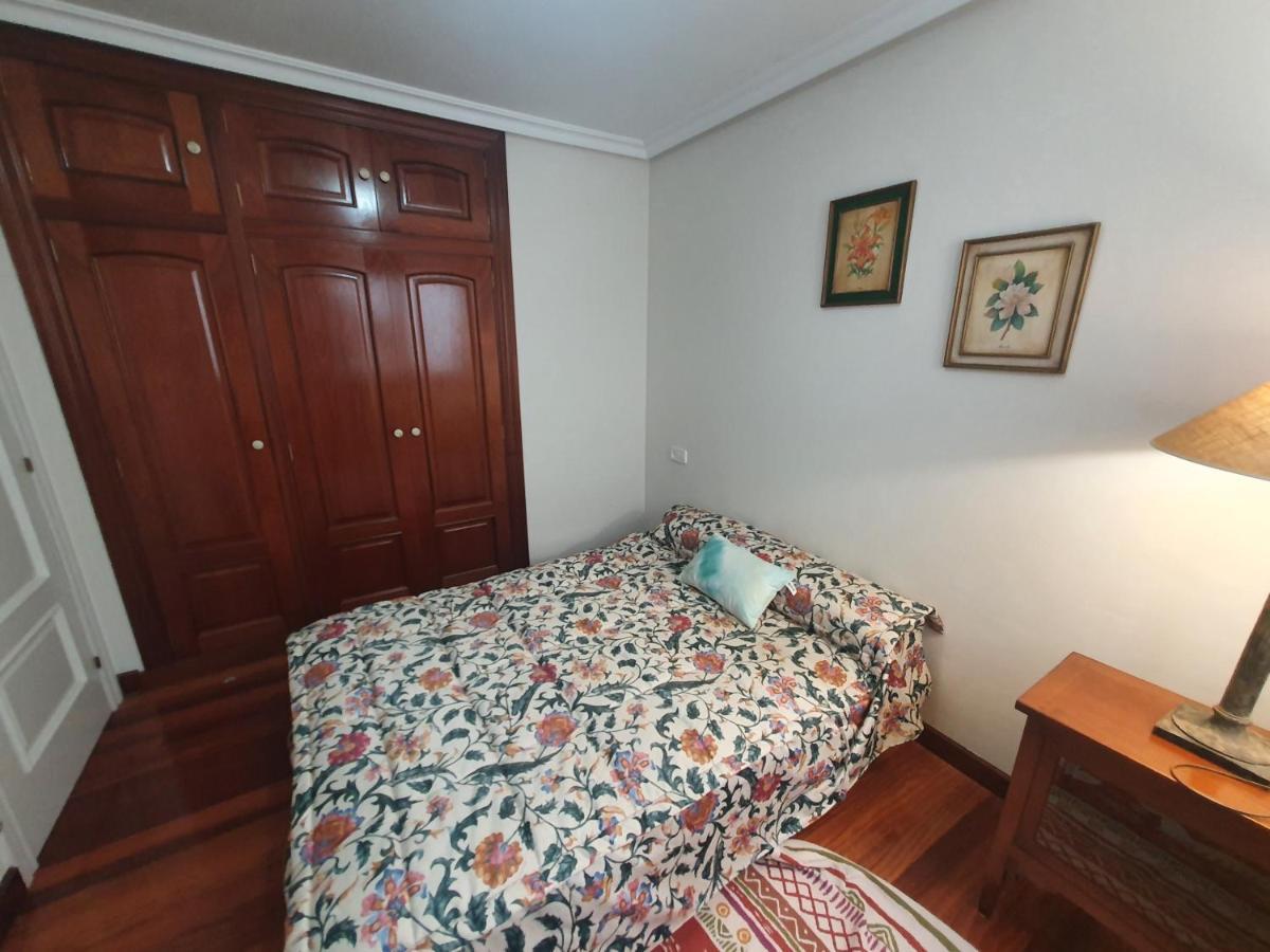 Acacias - Piso Amplio En Playa De Poniente 6personas Con Garaje Apartamento *