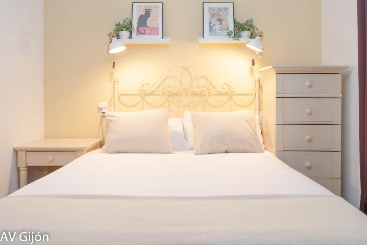 Av Cangas De Onis 3 *