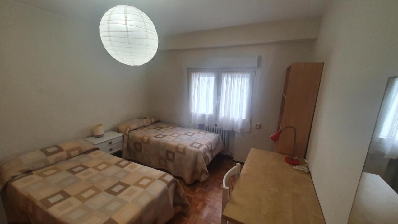 Libertad 10, Piso Céntrico En Gijón, Con Wifi De 3 Hab 5 Personas Gijón