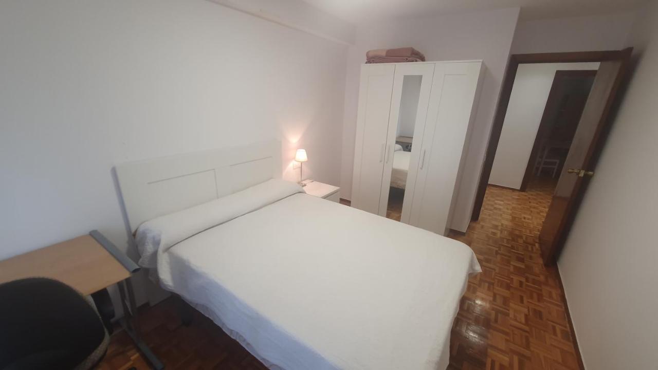 Libertad 10, Piso Céntrico En Gijón, Con Wifi De 3 Hab 5 Personas * Gijón