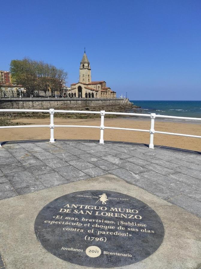 La Llariega De Argandona- Parking Privado Gratuito Gijon