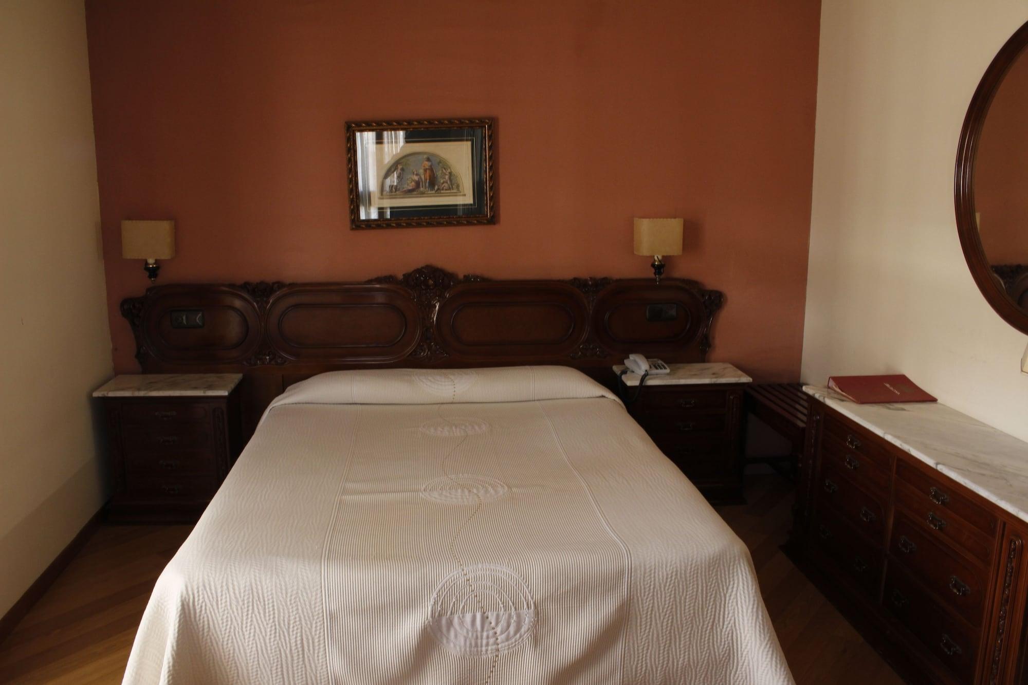 Centro Begona 3* Gijon