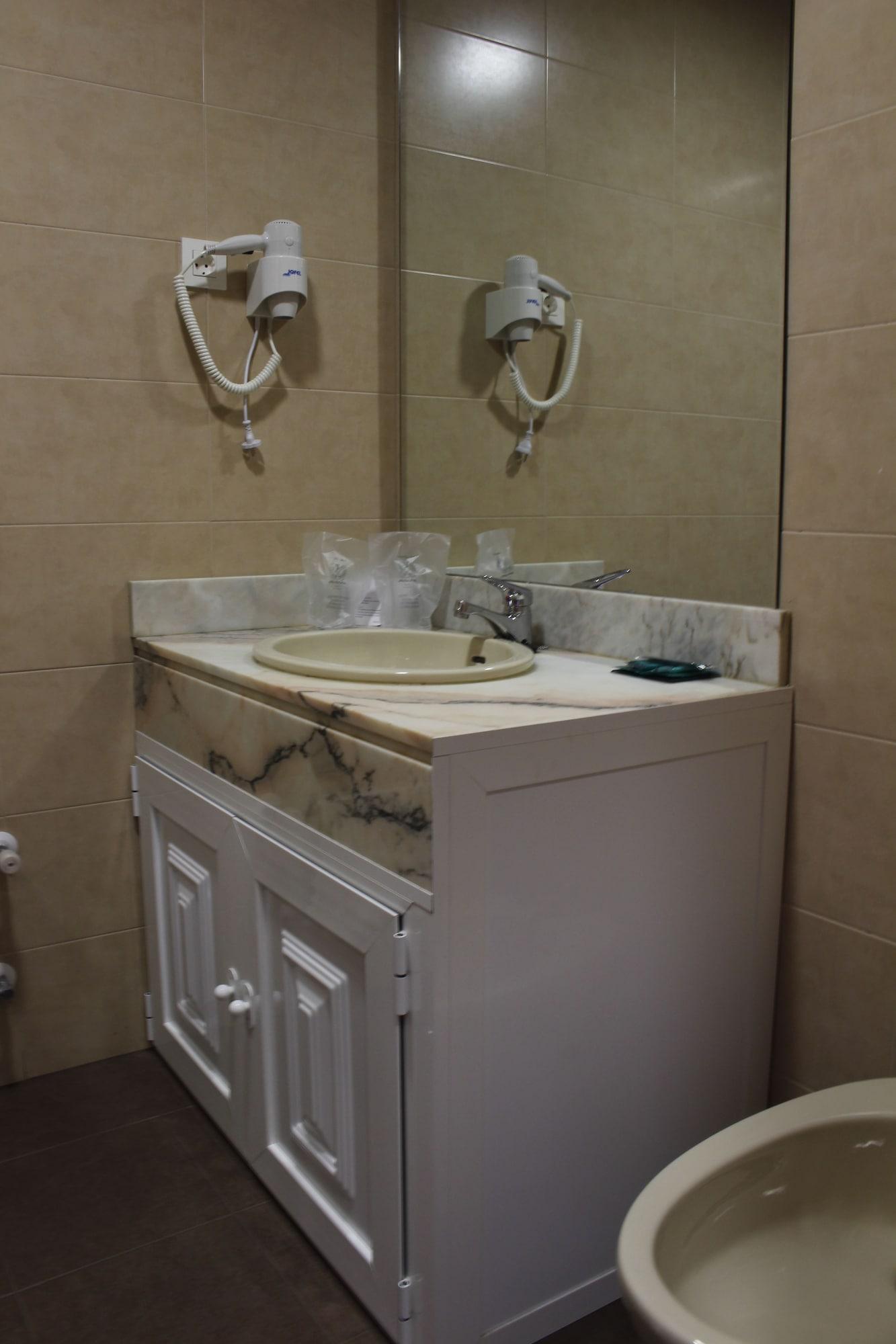 Centro Begona Hotel 3*
