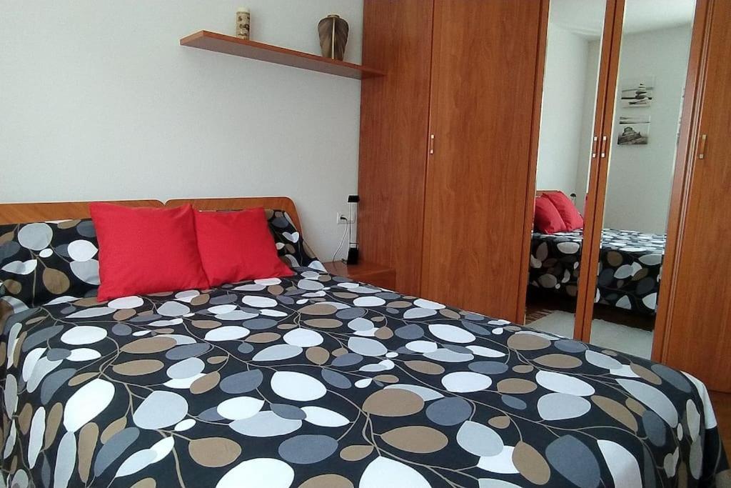 Apartamento De 2 Hab. Con Todo Lo Necesario. Apartamento *