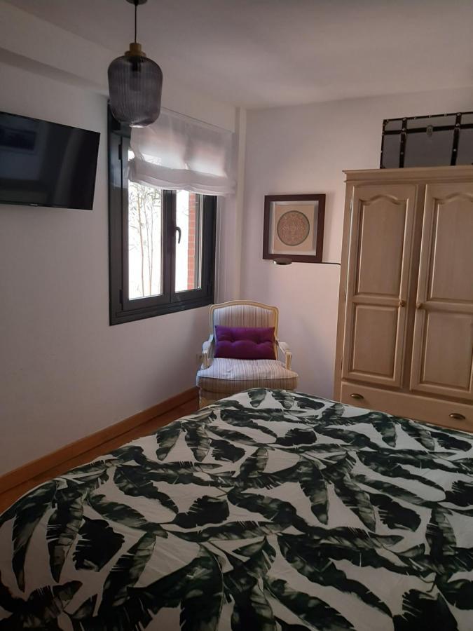Apartment El Neru. En Zona Verde Y Junto Al Mar.