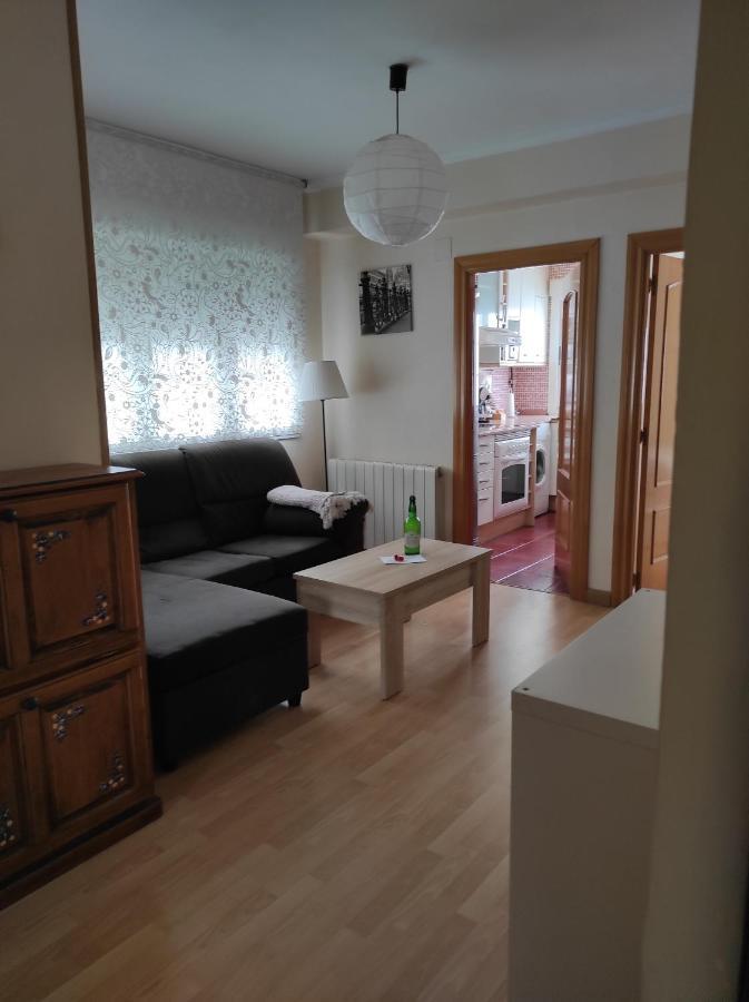 De 2 A Un Paso De Begona Apartment
