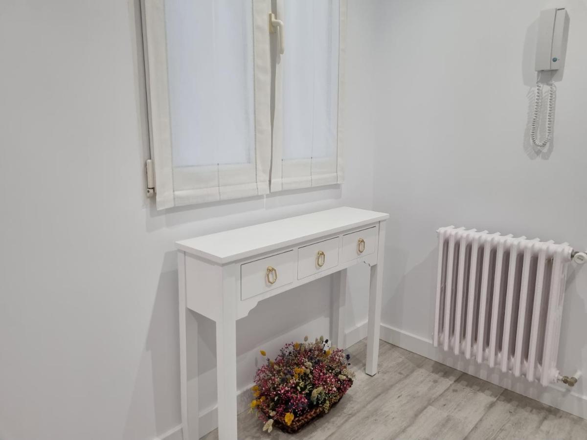 143a Moderno, Céntrico, 3 *
