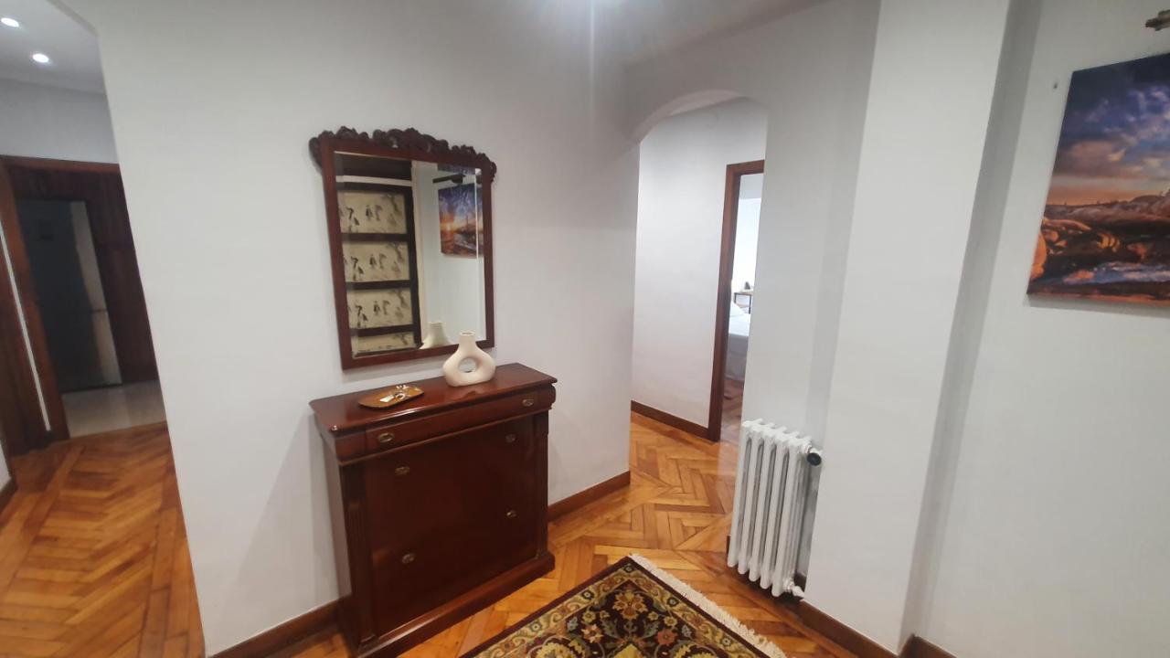Qhawana Begoña - Pisazo Con Garaje, Wifi En Begoña Apartamento *