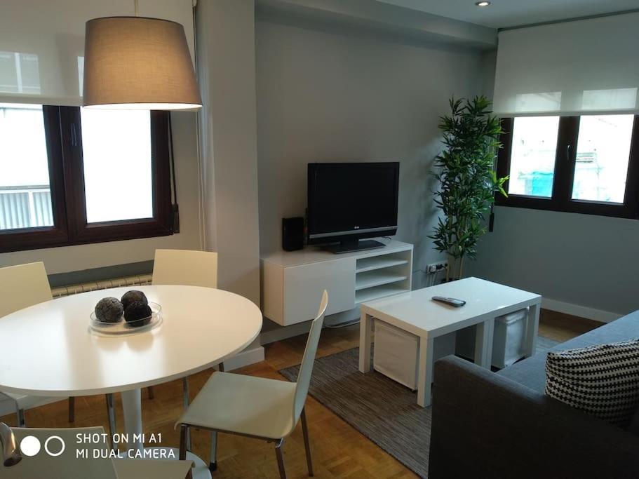 Apartment Moderno En El Centro. El Carmen Wifi *