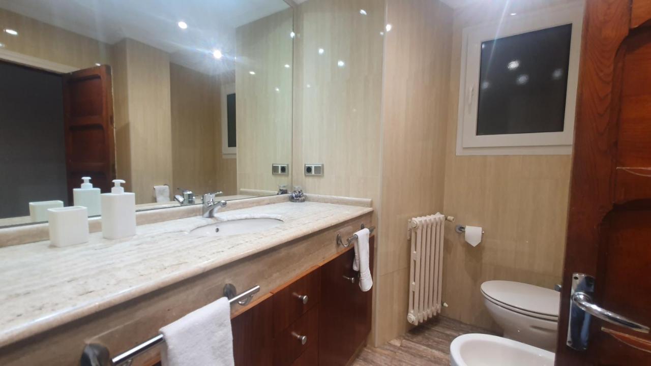 Apartamento Qhawana Begoña - Pisazo Con Garaje, Wifi En Begoña Gijón