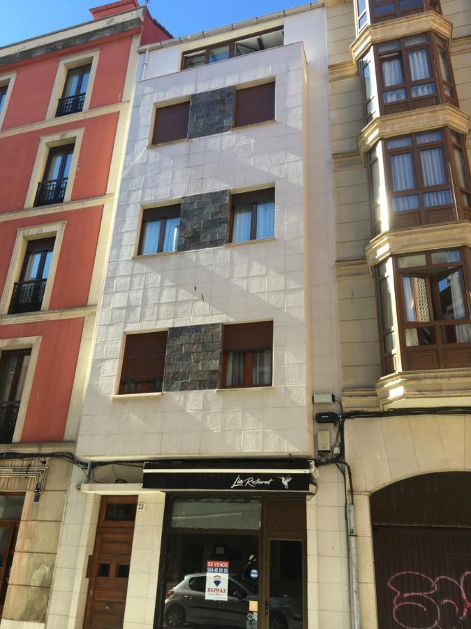 Acogedor ático Centro De Gijón, Sin Ascensor Apartamento *