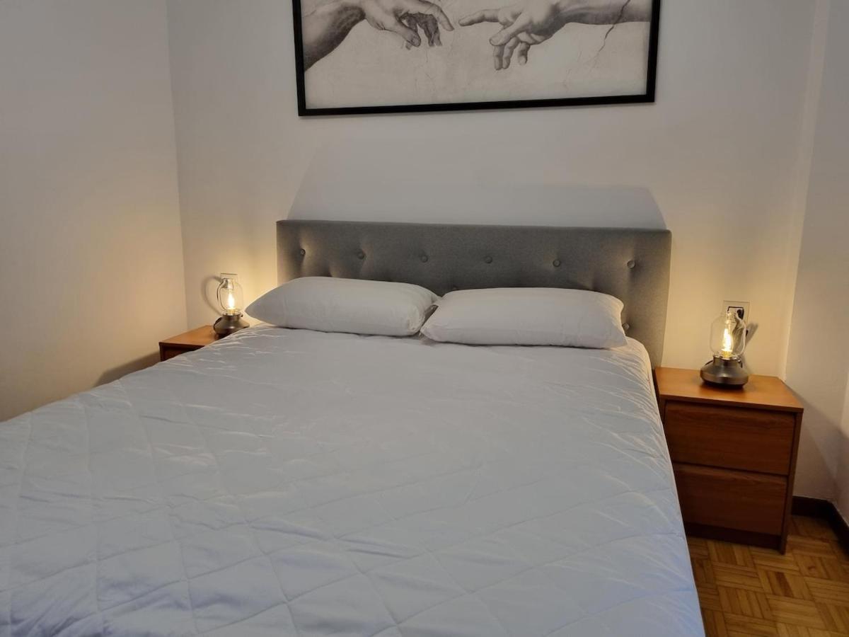 Apartment 141a Primera Linea Playa Con Opcion De Garaje Gijon