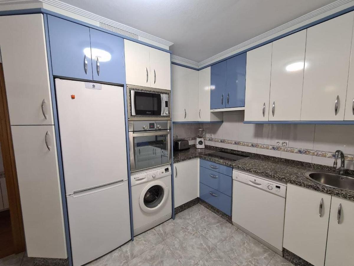 Apartamento 112a - A Pocos Metros De La Playa. 3 Dormitorios *