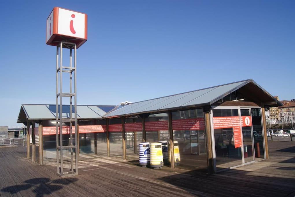 Espacioso 140 M2 Y Calidad A 250 Metros Playa Y Puerto Deportivo 5hab 2 Banos Vut2917as * Gijon