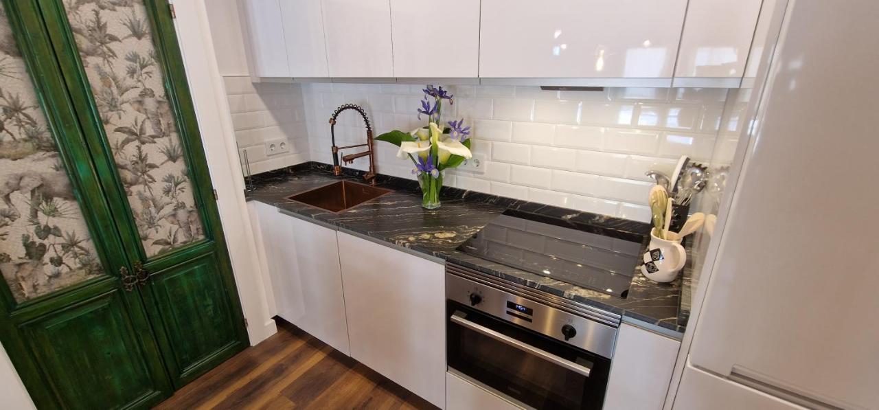 Apartamento Cimadevilla Playa - Pisazo 6 O 7 Pax En Pleno Centro - Vut-3951-as Gijón