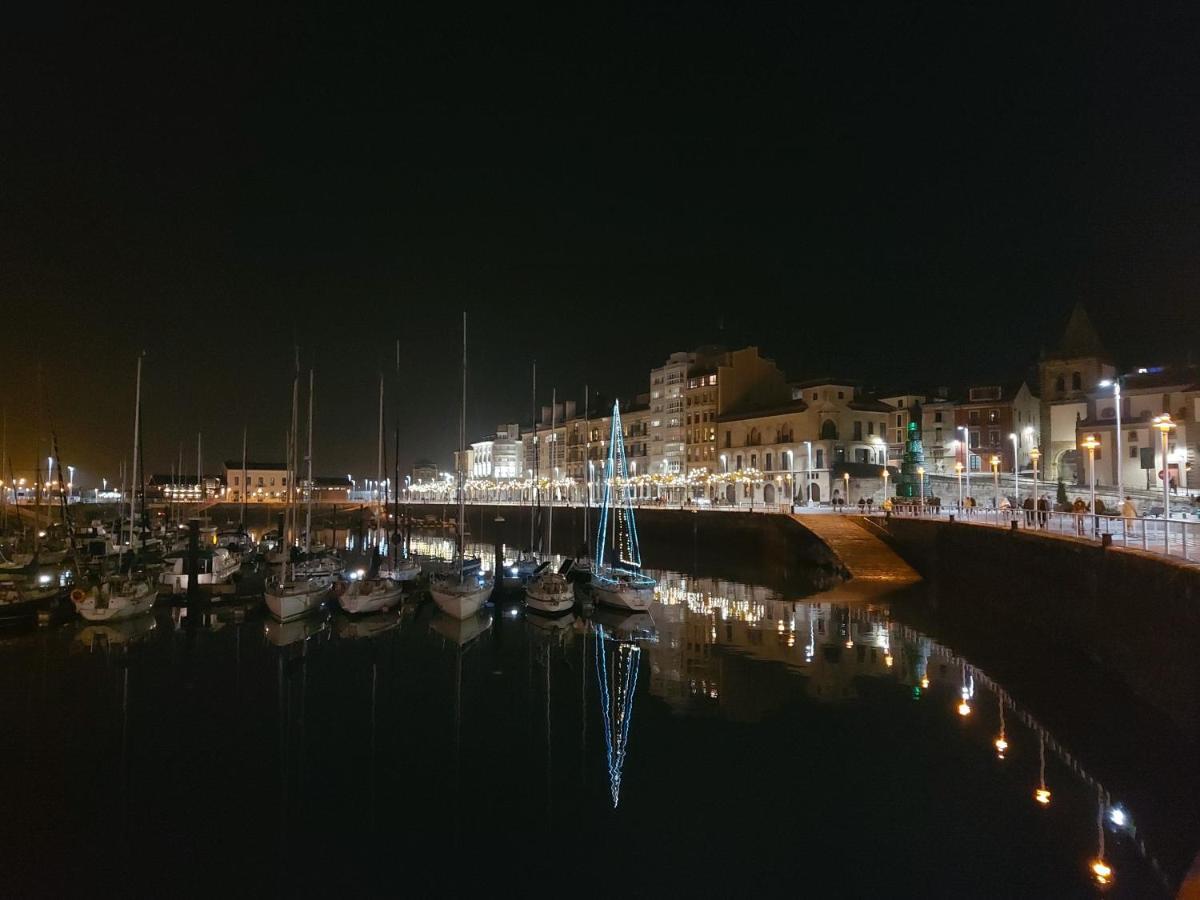 La Galeria De San Lorenzo Gijon