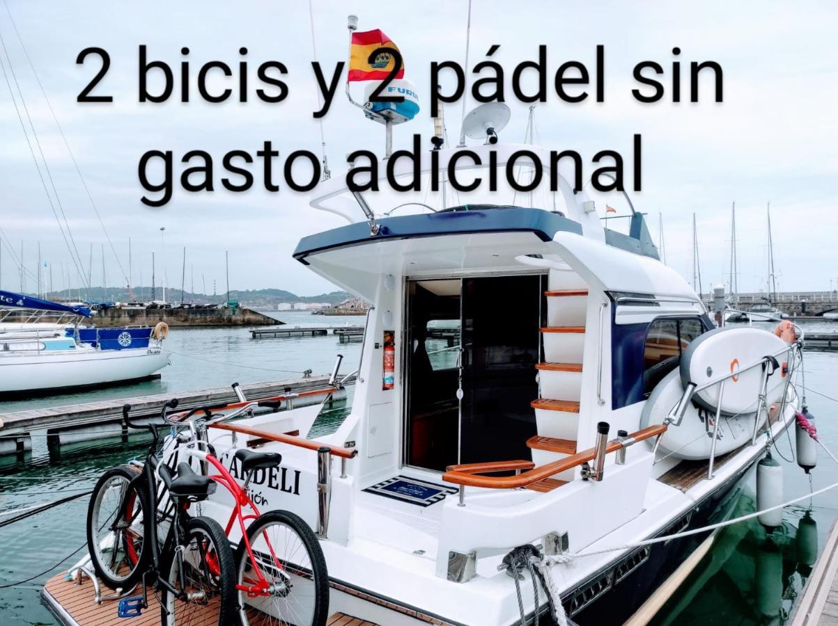 Boat Cardeli Hotel en barco Gijón