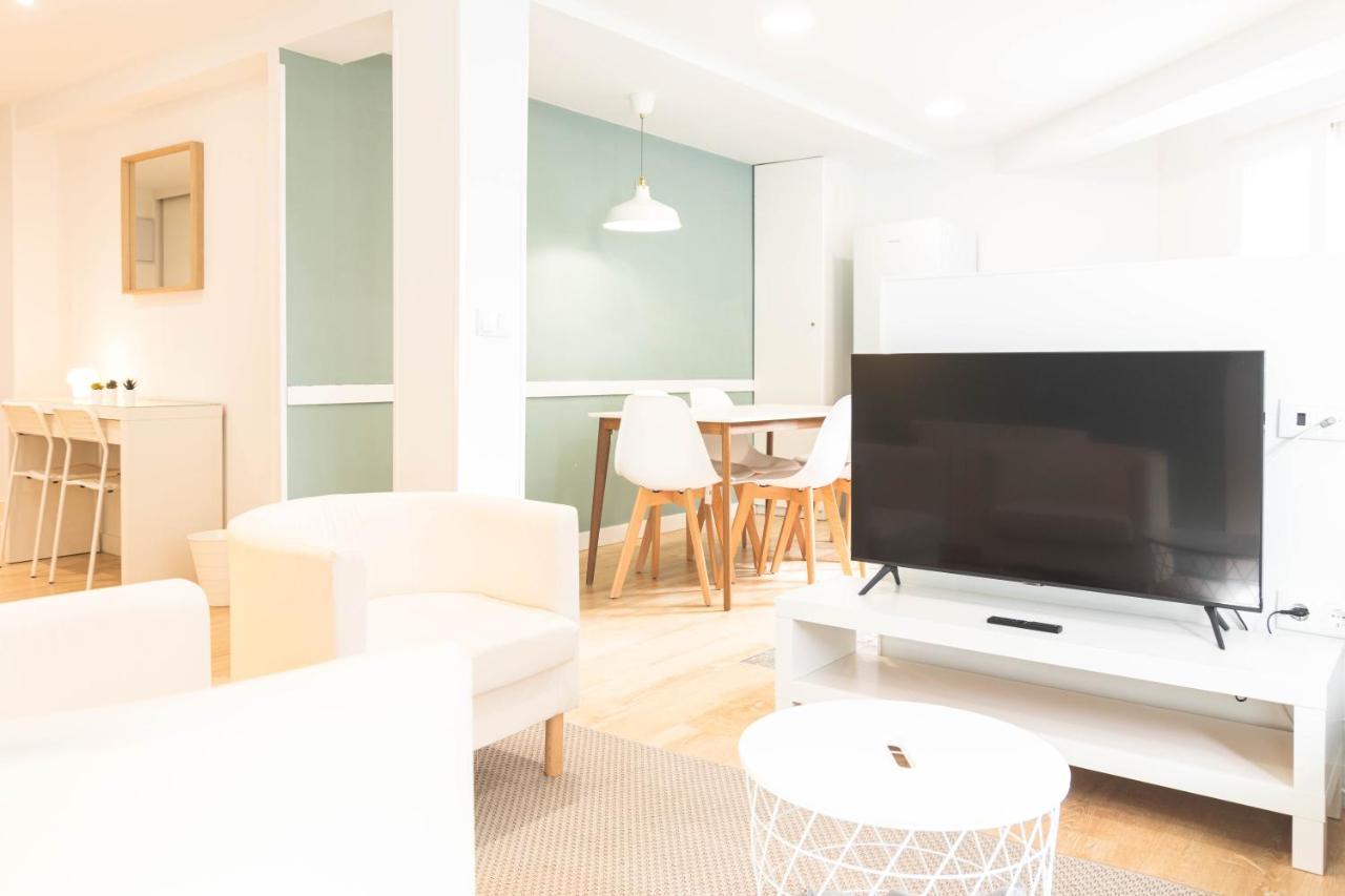 Bobes I Apartment