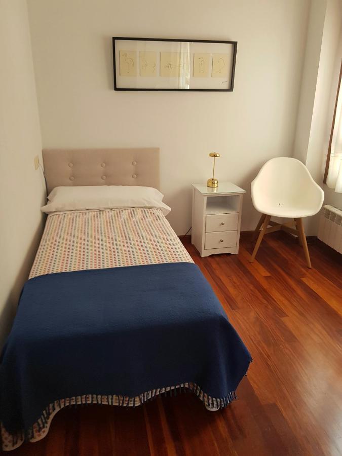 Apartment Zarracina, 2 Habit ,2 Banos, 3 Pax Vut3313as *