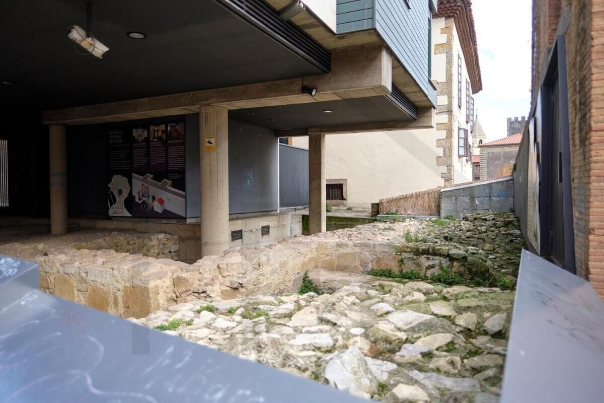 La Muralla - * Gijon