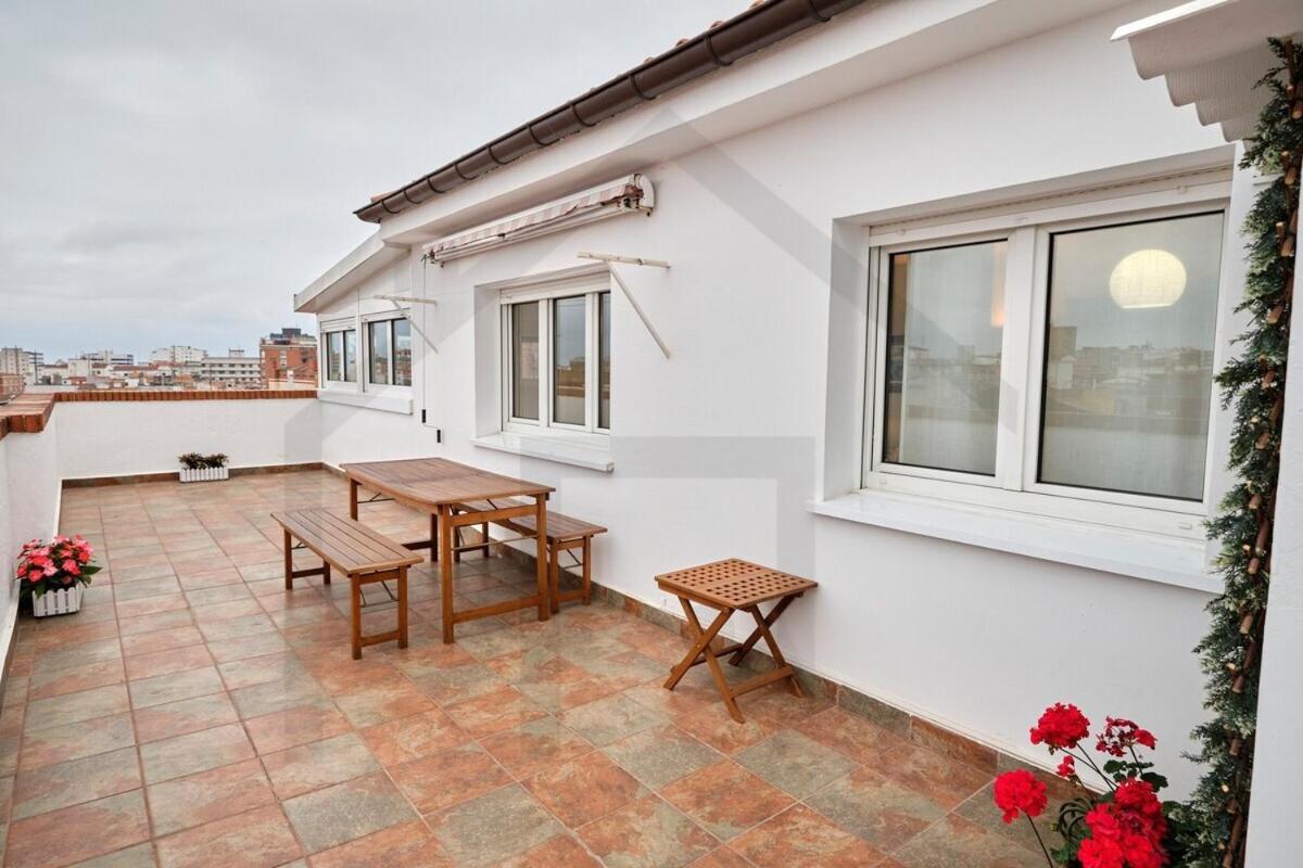 Espectacular Atico A Un Paso Del Centro De Bed & Breakfast Gijon