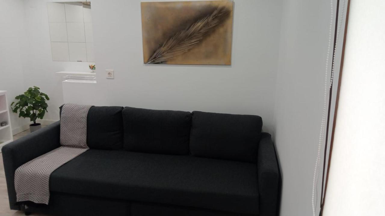 Apartamento A 300 M De La Playa, Se Alquila Por Quincenas Vut4298as