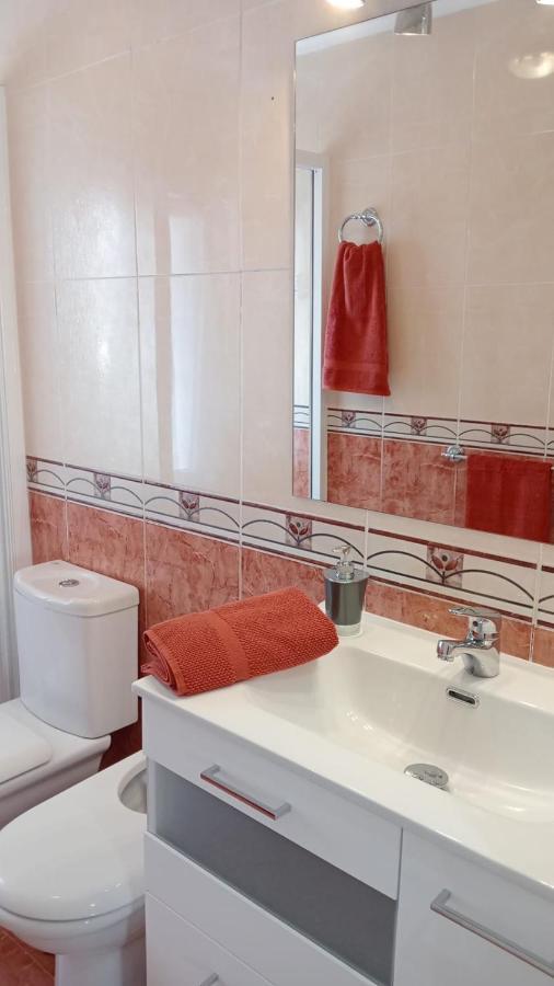 Apartamento A 300 M De La Playa, Se Alquila Por Quincenas Vut4298as